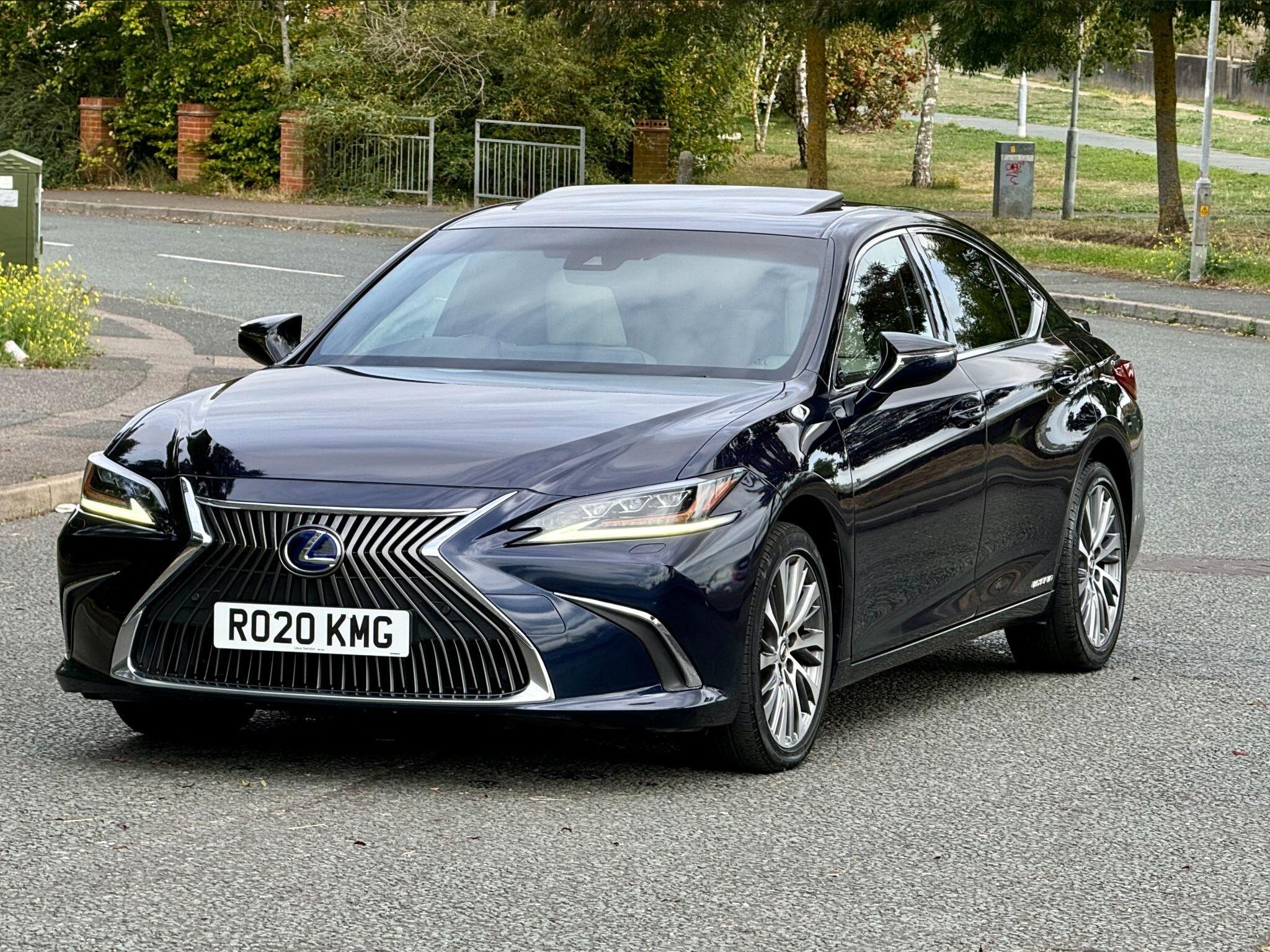 2020 Lexus ES