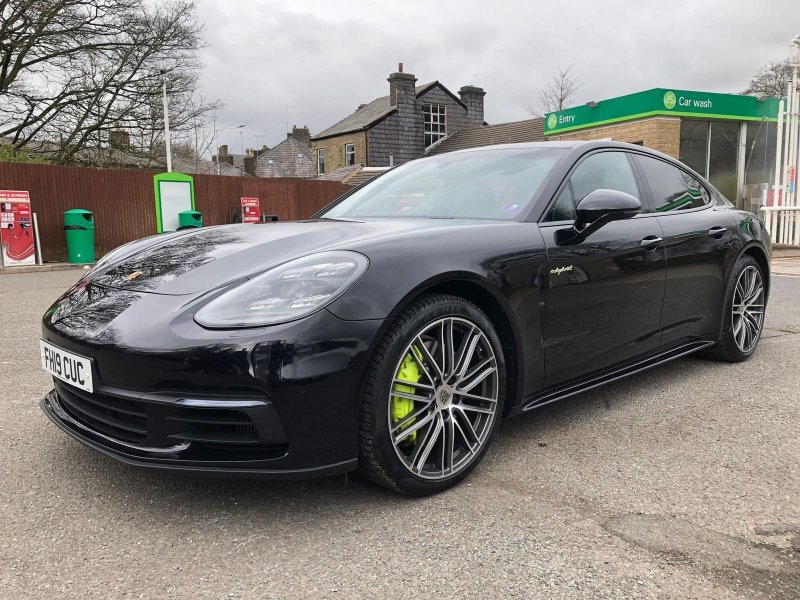 2019 Porsche Panamera